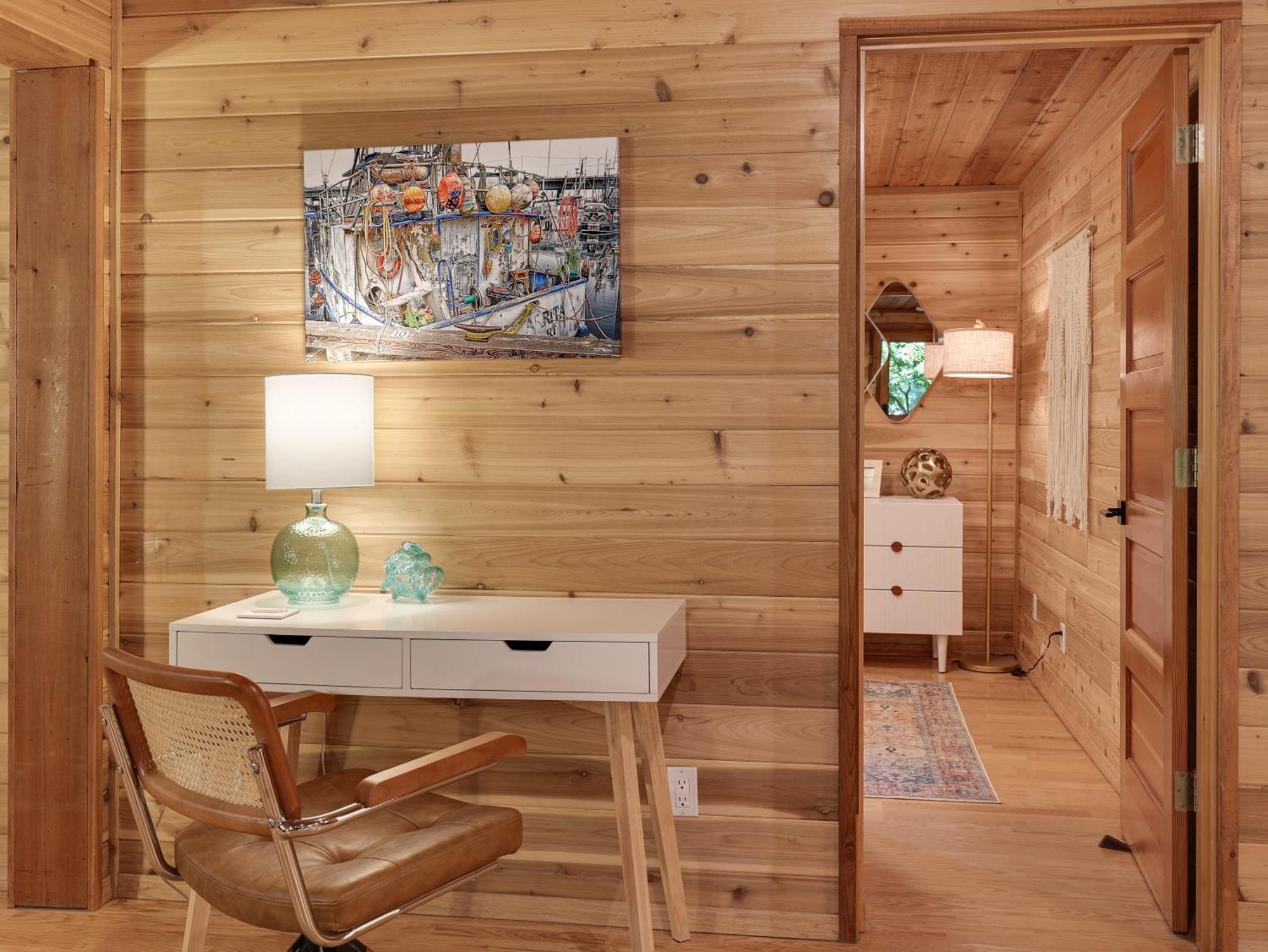 Woods Waves: Luxury Coast Cabin King Beds Pets Tillamook Exteriör bild