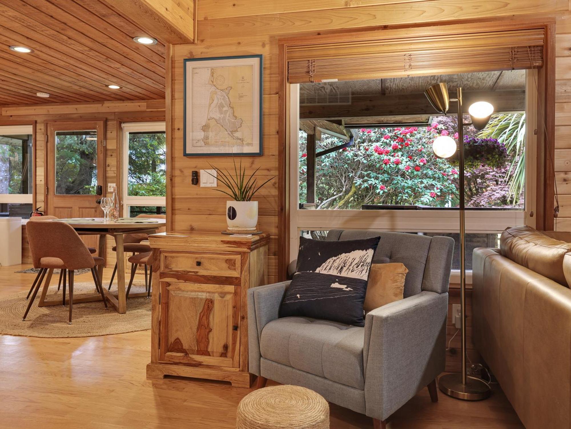 Woods Waves: Luxury Coast Cabin King Beds Pets Tillamook Exteriör bild
