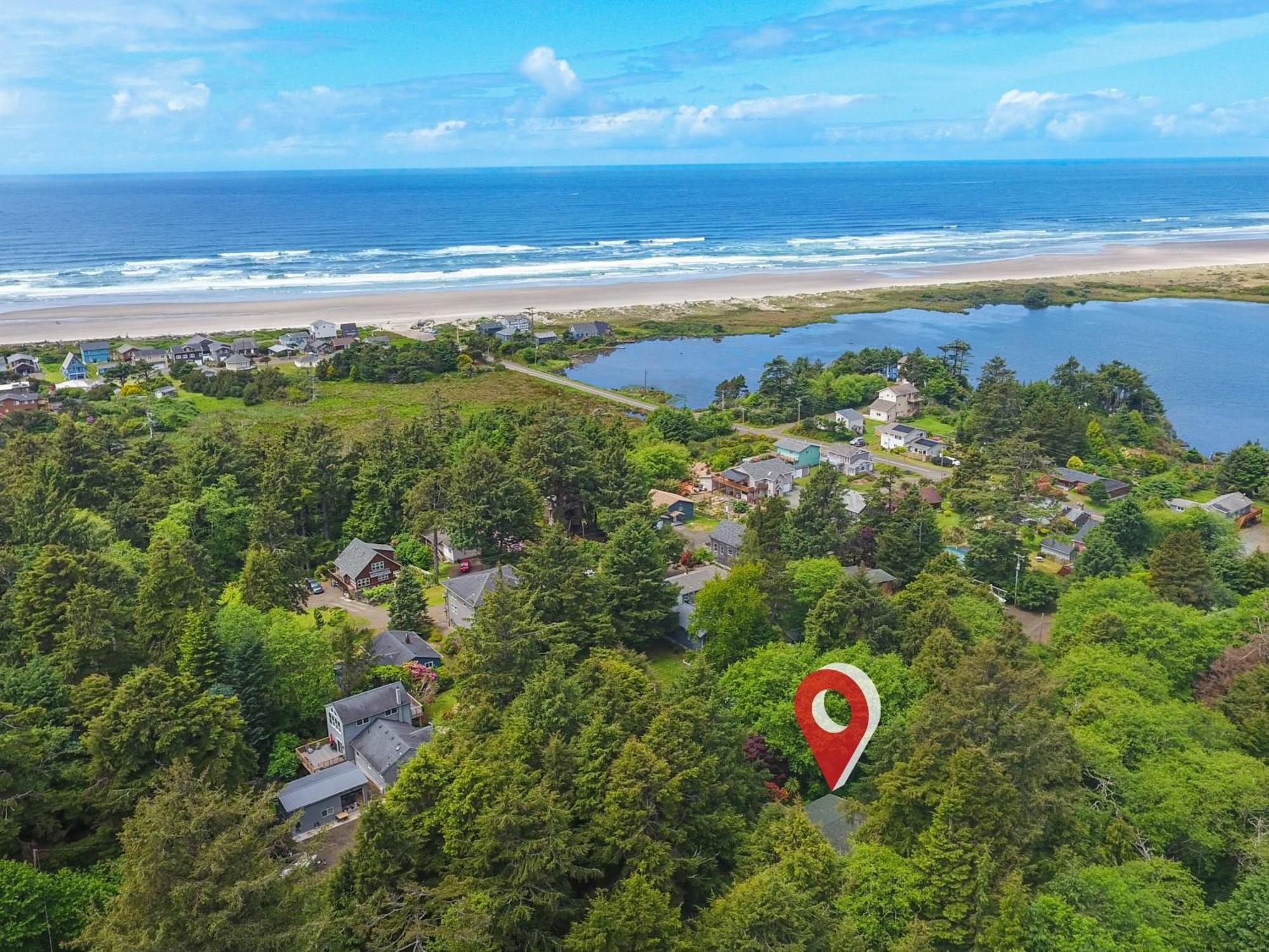 Woods Waves: Luxury Coast Cabin King Beds Pets Tillamook Exteriör bild