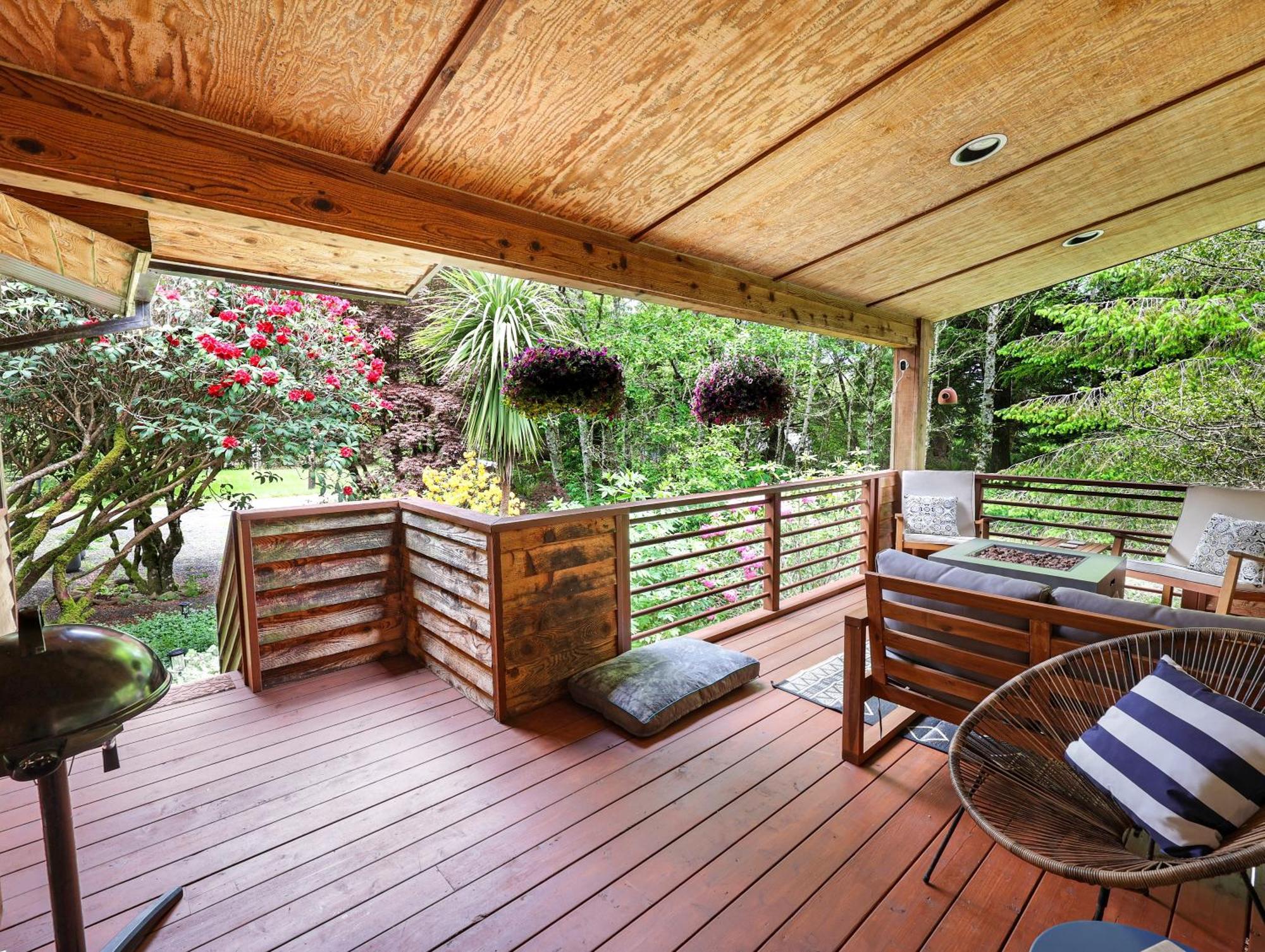 Woods Waves: Luxury Coast Cabin King Beds Pets Tillamook Exteriör bild
