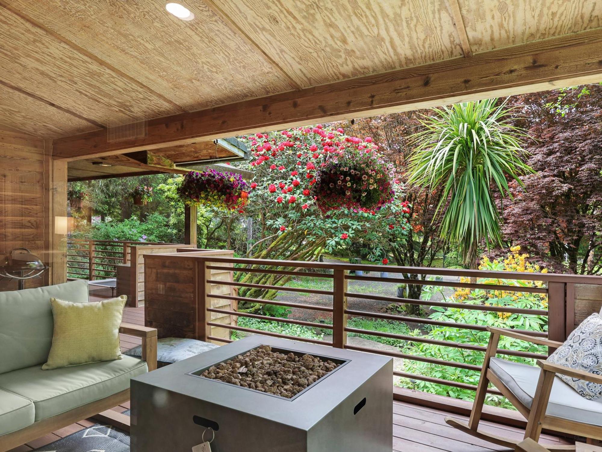 Woods Waves: Luxury Coast Cabin King Beds Pets Tillamook Exteriör bild